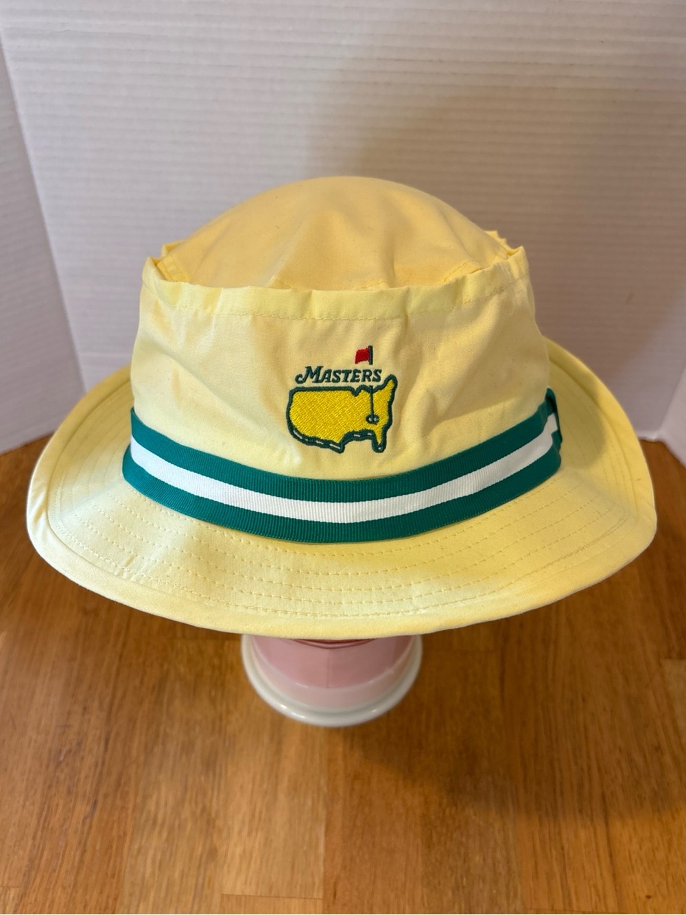 American Needle Masters Golf Bucket Hat Embroidered Logo Yellow White/Green 2X